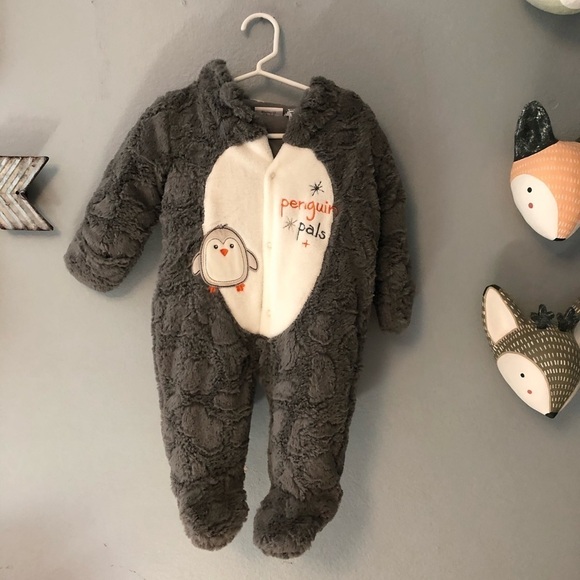 Babies R Us Penguin snowsuit size 6 months - Picture 3 of 11